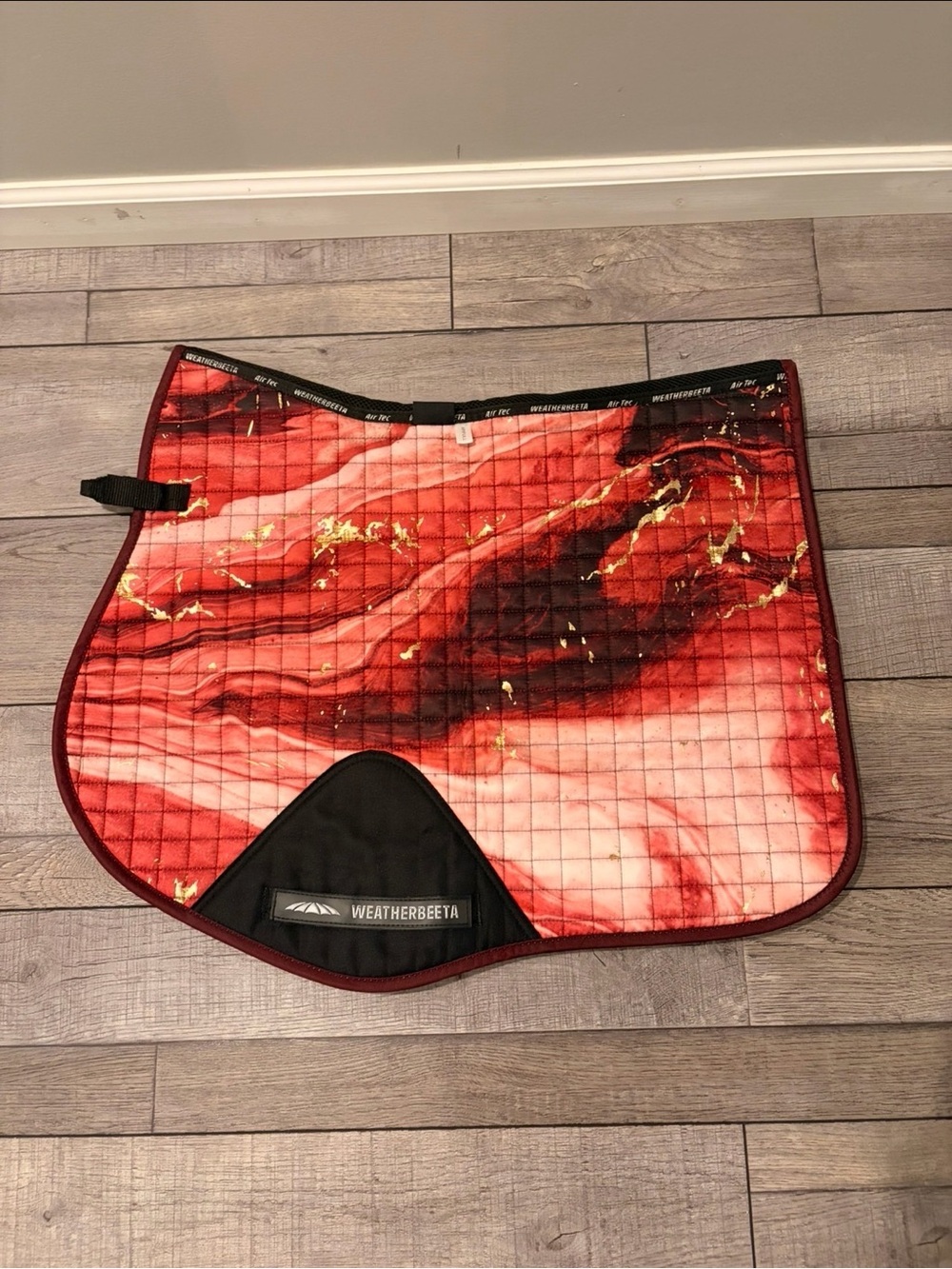 WeatherBeeta Red Marble Saddle Pad